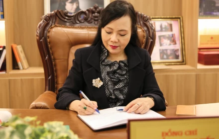 Nhà thầu nói bị ép chi 100 tỉ, bà Nguyễn Thị Kim Tiến khai chỉ nhận 7,5 tỉ, vậy 92,5 tỉ đi đâu?