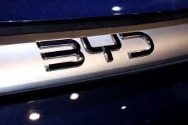 BYD tung đòn "kết liễu" xe xăng: công nghệ sạc nhanh như đổ xăng, phủ sóng trạm sạc khắp Trung Quốc