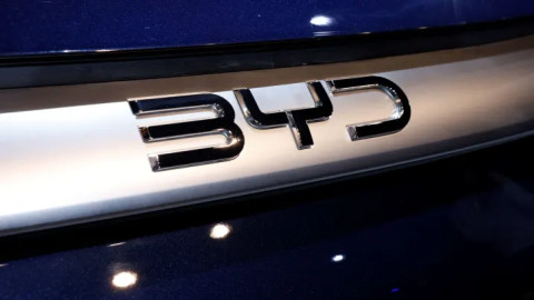 BYD tung đòn "kết liễu" xe xăng: công nghệ sạc nhanh như đổ xăng, phủ sóng trạm sạc khắp Trung Quốc