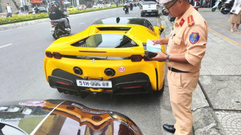 Vụ siêu xe vượt đèn đỏ tại Đà Nẵng được xử lý như thế nào?