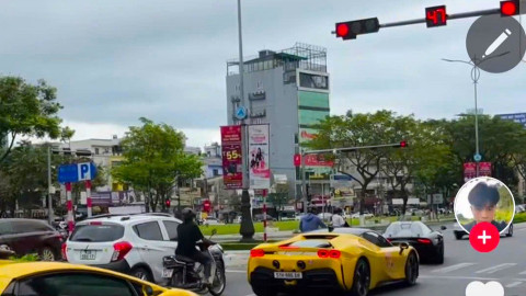 Hàng loạt xe siêu sang nối đuôi nhau vượt đèn đỏ tại Đà Nẵng của ai, bị phạt mức như nào?
