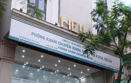 Kiểm tra đột xuất phòng khám ở phố cổ Hà Nội, bắt tạm giam 4 cán bộ nhân viên