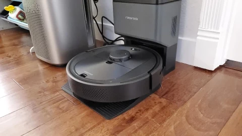 Top 5 hãng robot hút bụi lớn nhất thế giới hiện nay