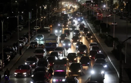 Ai Cập giảm đèn đường, biển quảng cáo ban đêm để đối phó với khủng hoảng năng lượng