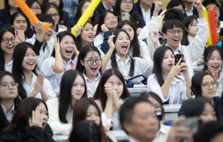 Sẽ miễn phí sách giáo khoa cả nước từ năm học 2029-2030