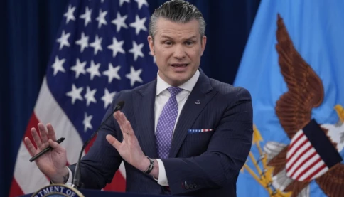 Bộ trưởng Chiến tranh Mỹ bị nghi mua cổ phiếu vũ khí trước chiến dịch tấn công Iran