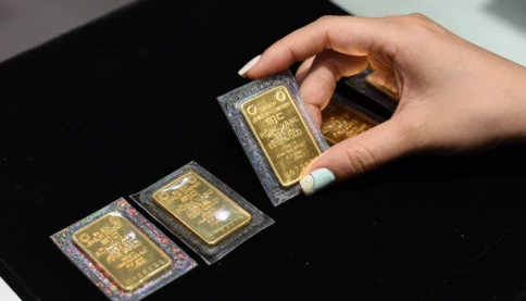 Vì sao giá vàng miếng tăng mạnh dù giá thế giới giảm?