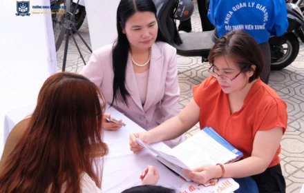 Phụ huynh đang ở đâu khi con mông lung chọn nghề?