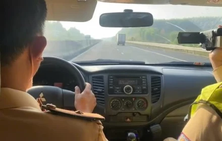 CSGT dùng ô tô nguỵ trang, ghi hình phạt nguội gần 100 xe vi phạm