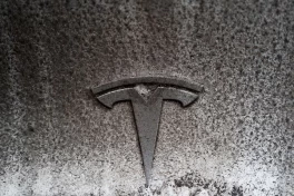 Tesla bị loại khỏi Triển lãm ô tô quốc tế Vancouver vì lo ngại về an toàn