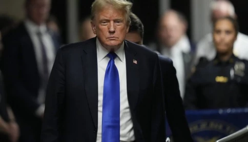 Quân đội Mỹ tấn công đảo Kharg, Israel tấn công hạ tầng cầu đường Iran. Ông Trump không nói suông