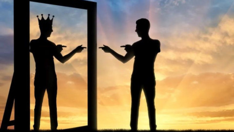 Cách nhận biết bạn đang trong mối quan hệ với người ái kỷ