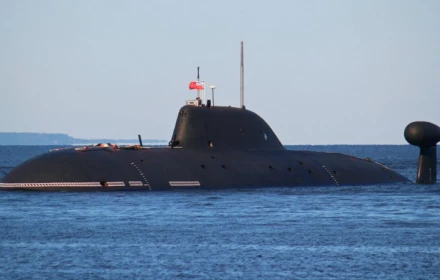 Bóng ma dưới đáy Đại Tây Dương: Anh phát hiện tàu ngầm Nga áp sát “huyết mạch” toàn cầu