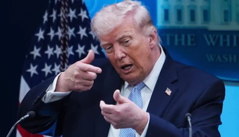 Quá trình và giọng điệu của ông Trump chuyển từ đe dọa sang ngừng bắn 2 tuần với Iran