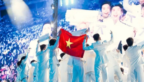 Hot! Doanh thu 3.235 tỷ đồng của đế chế Đất Việt