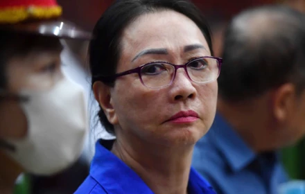 Hai túi Hermès “bạch tạng” của bà Trương Mỹ Lan được định giá hơn 4 tỷ đồng