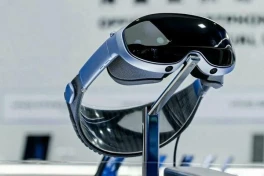 Xuất hiện chính kính thực tại ảo đến từ Vivo cơ mà sao giống Apple Vision Pro từ ngoại hình đến cả cái tên thế này???