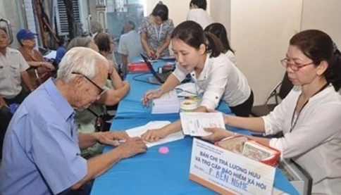 Đóng BHXH tự nguyện bao nhiêu để nhận lương hưu 7 triệu đồng/tháng?