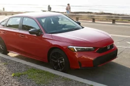 Honda Civic Hybrid 2025: Lựa chọn xanh tiết kiệm khó bỏ qua
