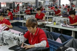 'Cú sốc' tại đất nước "công xưởng của thế giới": robot đang dần thay thế lao động giá rẻ