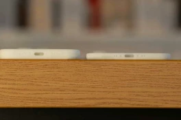 Đây rồi chiếc iPhone 17 "siêu mỏng cánh" vừa lộ diện, mỏng chỉ bằng một nửa iPhone 17 Pro