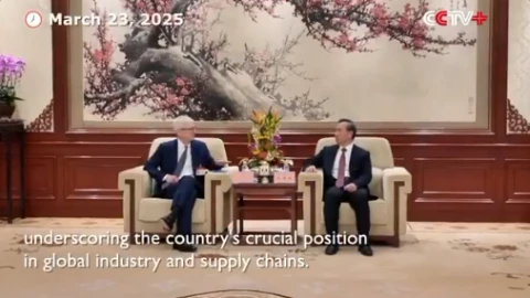 Tim Cook đến thủ phủ AI của Trung Quốc