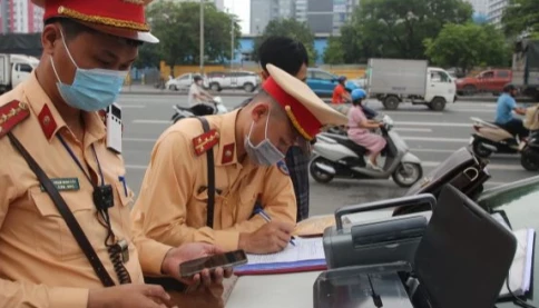 Đề xuất tăng mạnh thẩm quyền xử phạt, có thể nộp phạt ngay tại chỗ