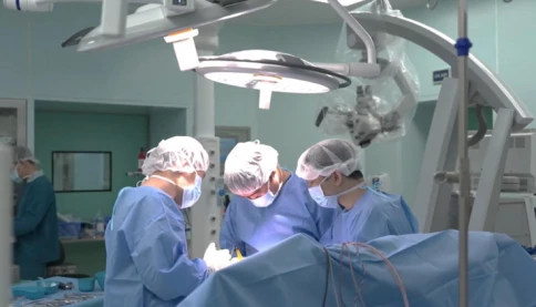 Vinmec kích hoạt quy trình tối khẩn trong đêm, cứu sống bé trai 12 tuổi xuất huyết não