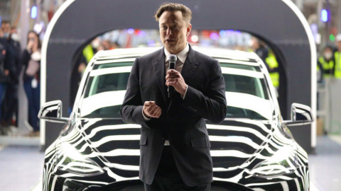Khảo sát 100.000 người dân Đức tiết lộ tương lai khủng khiếp đang chờ đón Elon Musk