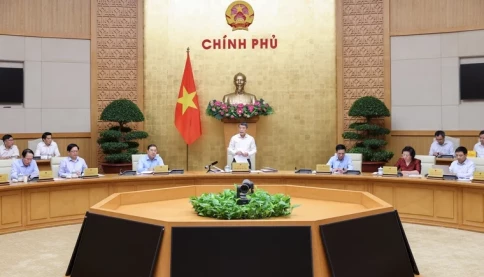 Thủ tướng yêu cầu tiếp tục “siết” mạnh tinh gọn đầu mối tổ chức bên trong bộ, ngành, mục tiêu giảm tối thiểu 15-20%