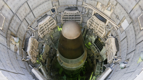 Tương lai năng lượng sạch của Mỹ đang mắc kẹt vì uranium Nga?