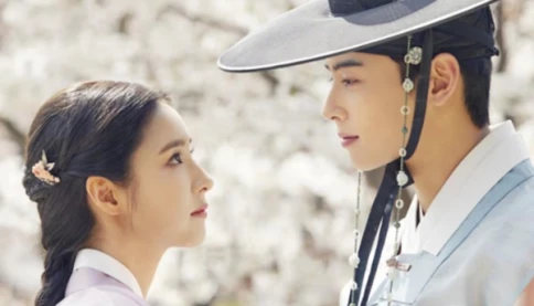 Tử vi tuần mới 20/4 – 26/4: Tuổi Tý cần thắt chặt chi tiêu, Tuổi Dần đến đà bứt phá sự nghiệp