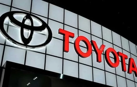 Toyota “chậm mà chắc” trong cuộc đua xe điện: Chiến lược hybrid phát huy hiệu quả
