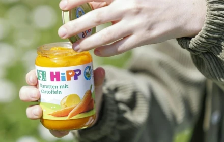 Điều tra nghi vấn thức ăn dặm HiPP bị đầu độc: Mở rộng truy tìm, chưa loại trừ yếu tố tội phạm