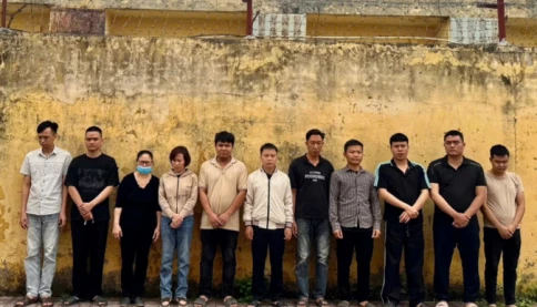 Nóng! Khởi tố 11 bị can liên quan trang cá cược trực tuyến “QQ88”