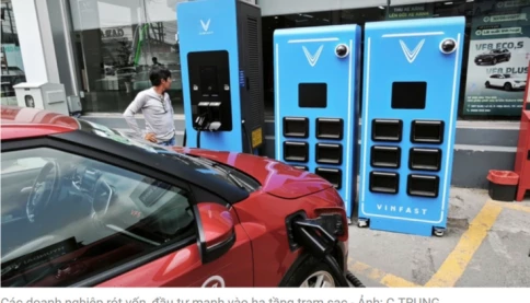 Cuộc đua đầu tư trạm sạc, đổi pin nóng dần