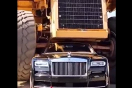 Video test độ bền Rolls-Royce