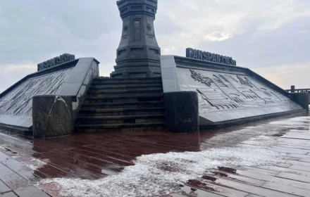 Mưa đá 30 phút trên đỉnh Fansipan