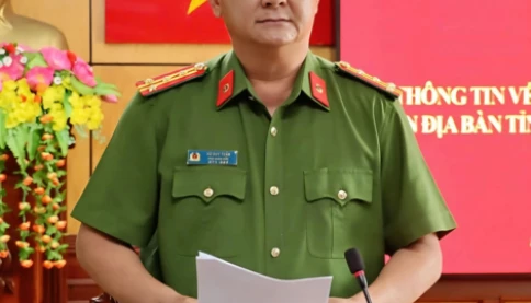 Khởi tố cựu Thiếu tá CSGT Nguyễn Quang Hoàng và tước danh hiệu Công an nhân dân!