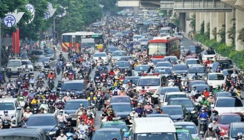 Hà Nội sắp “siết” xe xăng vào trung tâm: 11 tuyến phố Hoàn Kiếm bị hạn chế từ 1/7