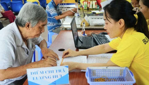 Bộ Nội vụ chọn phương án đề xuất tăng 8% lương hưu từ 1/7/2026