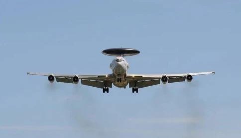 Paraguay: Rơi máy bay chở tiền, người dân tràn vào hiện trường lấy đi hàng triệu USD