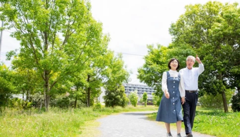 Những điều nhỏ nhặt khó thể hòa hợp chồng già vợ trẻ