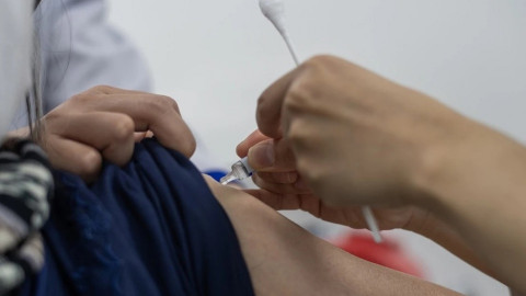 Tại sao phải tiêm vaccine cúm nhắc lại hàng năm?