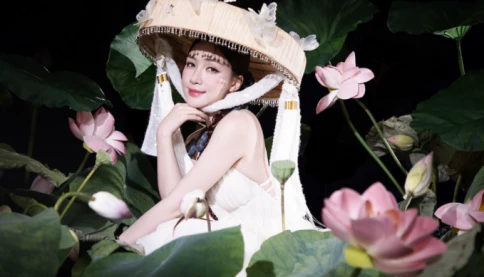 Cân nhắc biểu diễn 'Người Việt mình thương nhau' của Cẩm Ly, Hòa Minzy trong concert "Âm vang Tổ quốc" tối 28/4