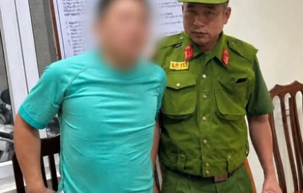 Quá nửa đêm công an phường phải giải cứu người phụ nữ bị chồng bạo hành