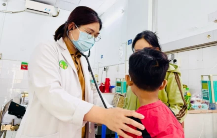 Nghi ngộ độc thực phẩm tại trường tiểu học ở TP.HCM: Ca mắc tăng lên 46, xuất hiện trường hợp nặng