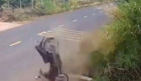 Làm rõ tình tiết mới vụ khởi tố cựu thiếu tá CSGT: Xe nam sinh bị “đôn” dung tích gấp hơn 3 lần