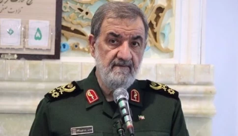Cố vấn cấp cao Iran tuyên bố không chấp nhận và sẽ trả đũa hành động phong toả của Mỹ