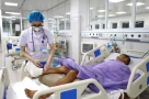 Tự ý bôi cao nóng vào vết xước, người đàn ông bị nhiễm trùng huyết nặng